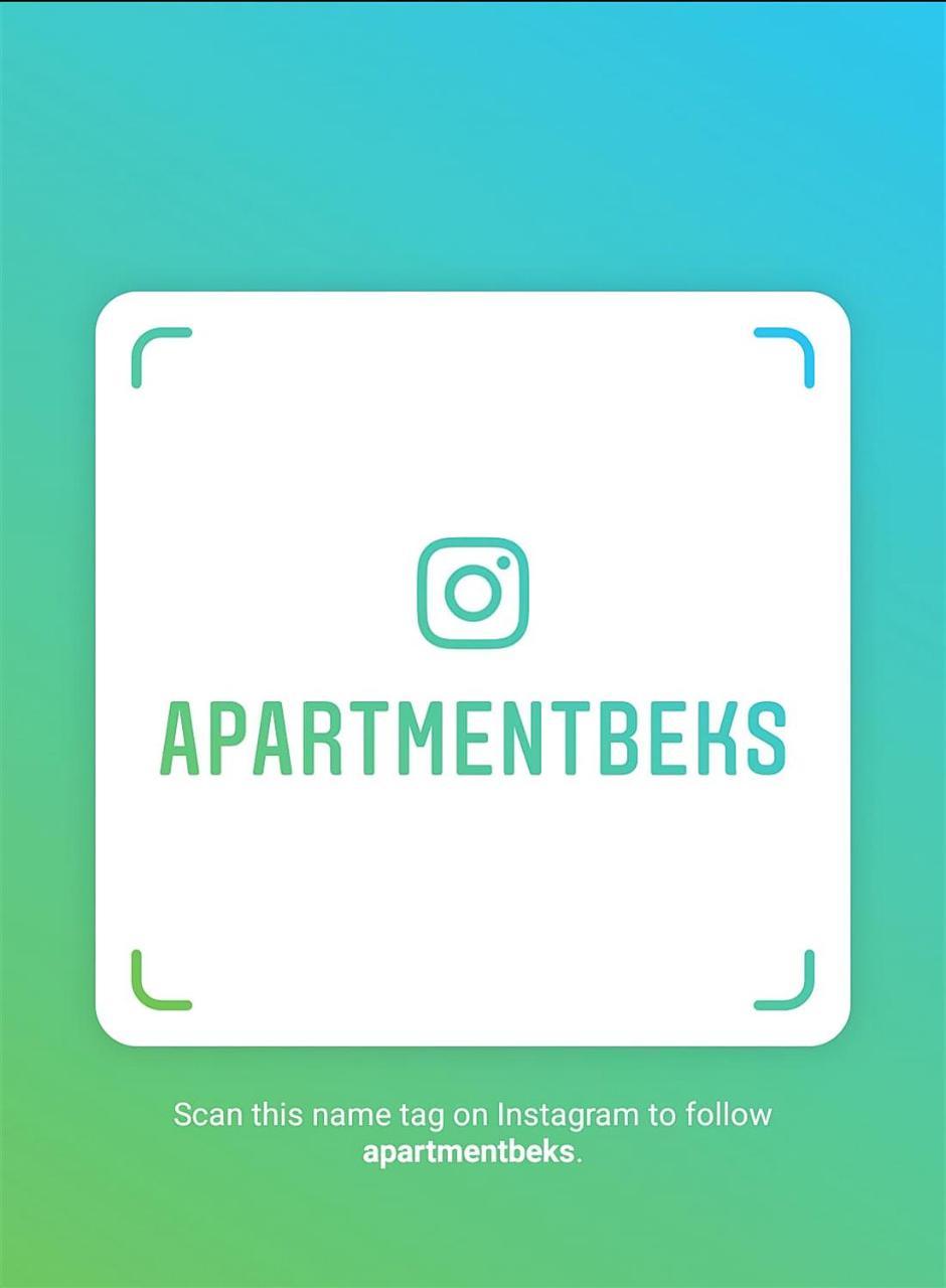 Apartment Beks Постойна Екстериор снимка